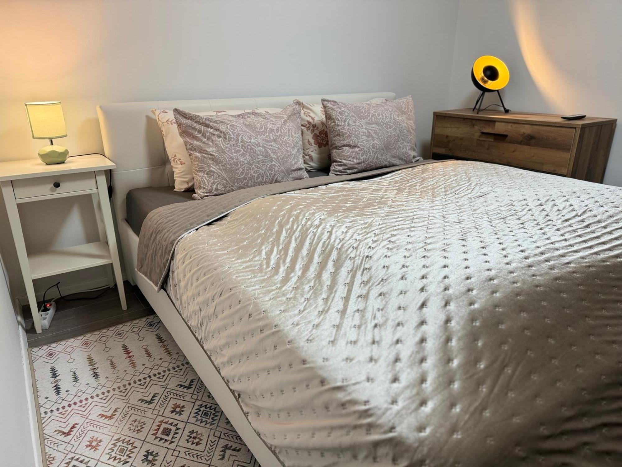 רייקה Doneto, Apartment In Private House מראה חיצוני תמונה